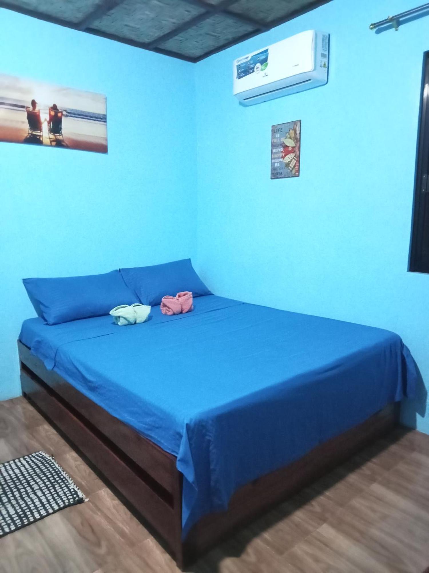 Weeroona Huts Homestay Pacifico San Isidro  Exterior photo